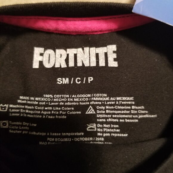 Fortnite Tshirt - Picture 3 of 4